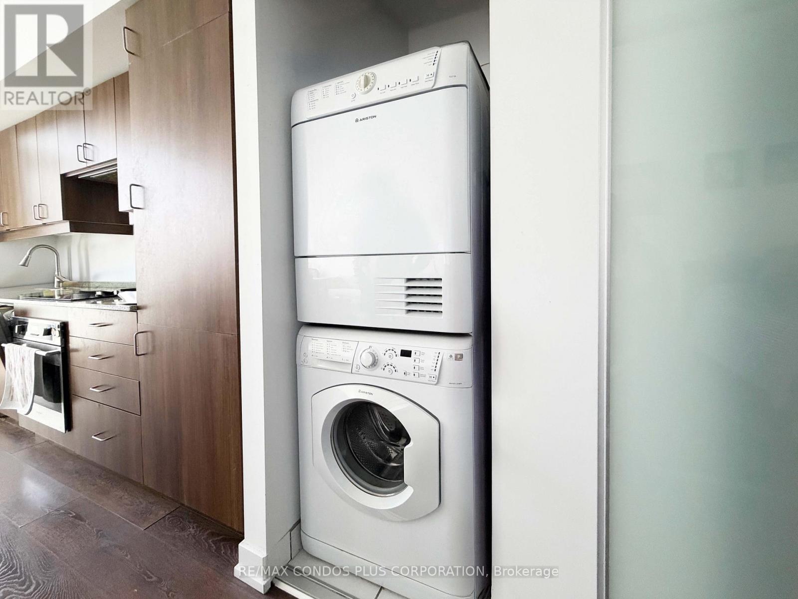 1202 - 426 University Avenue, Toronto (University), Ontario  M5G 1S9 - Photo 6 - C12611074