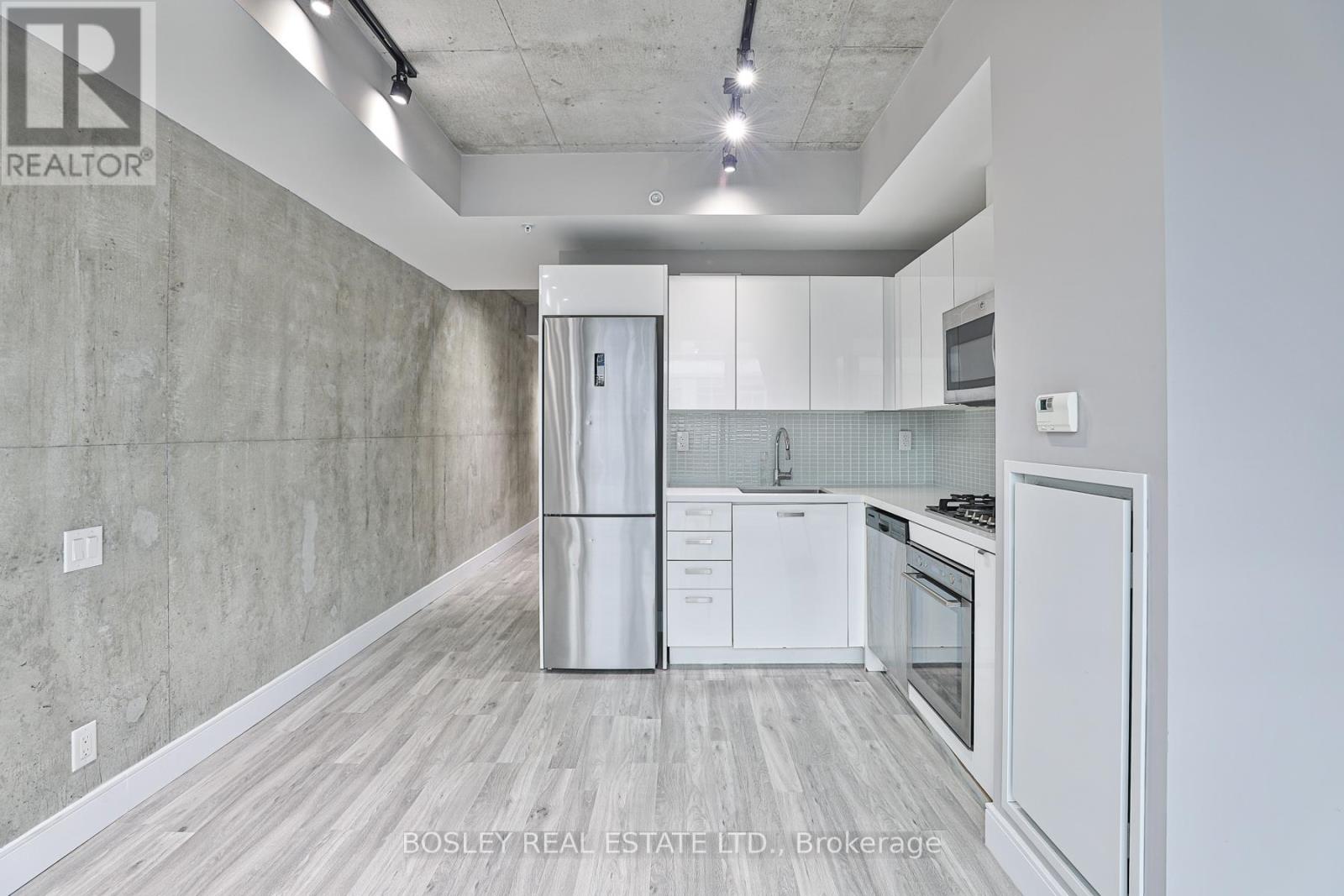 911 - 39 Brant Street, Toronto, Ontario  M5V 2L9 - Photo 6 - C12611098