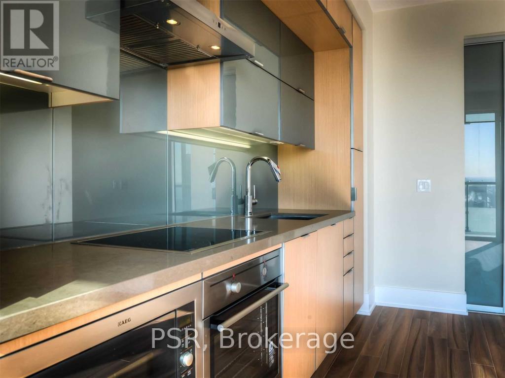 3014 - 300 Front Street W, Toronto, Ontario  M5V 0E9 - Photo 13 - C12611130