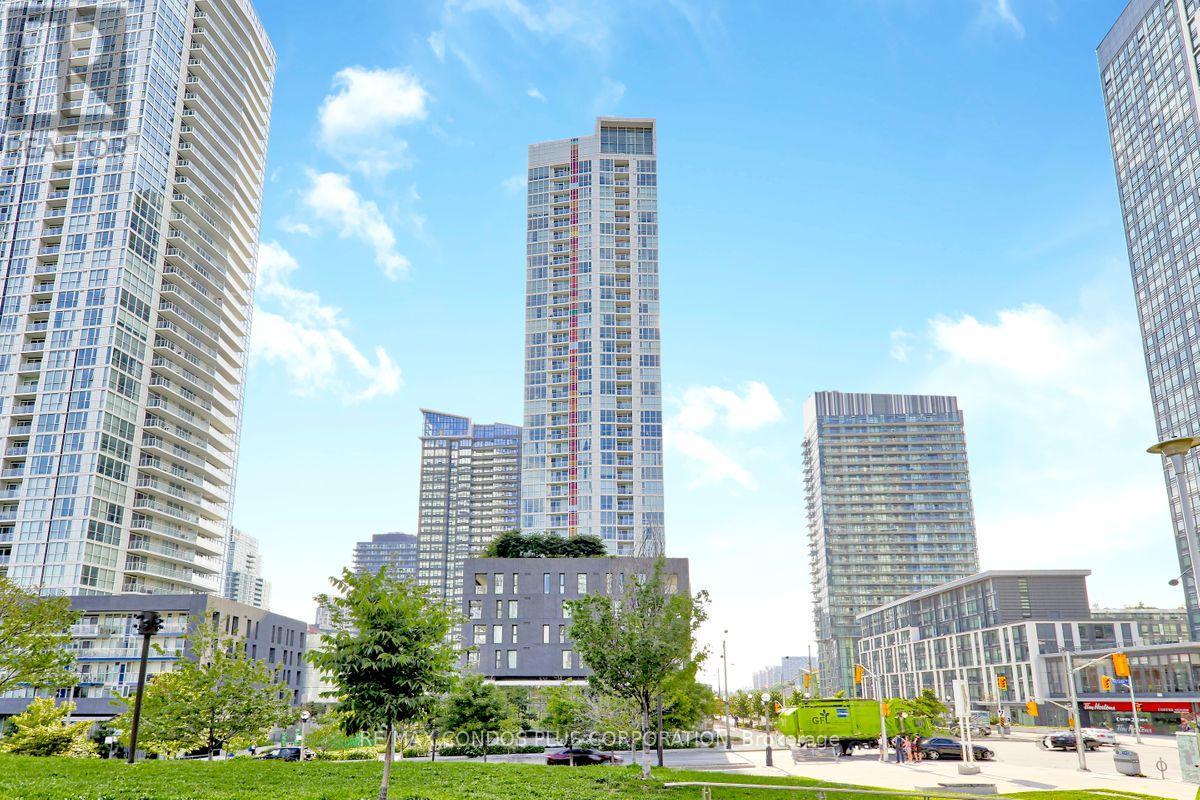 2502 - 75 Queens Wharf Road, Toronto, Ontario  M5V 0J8 - Photo 8 - C12611188