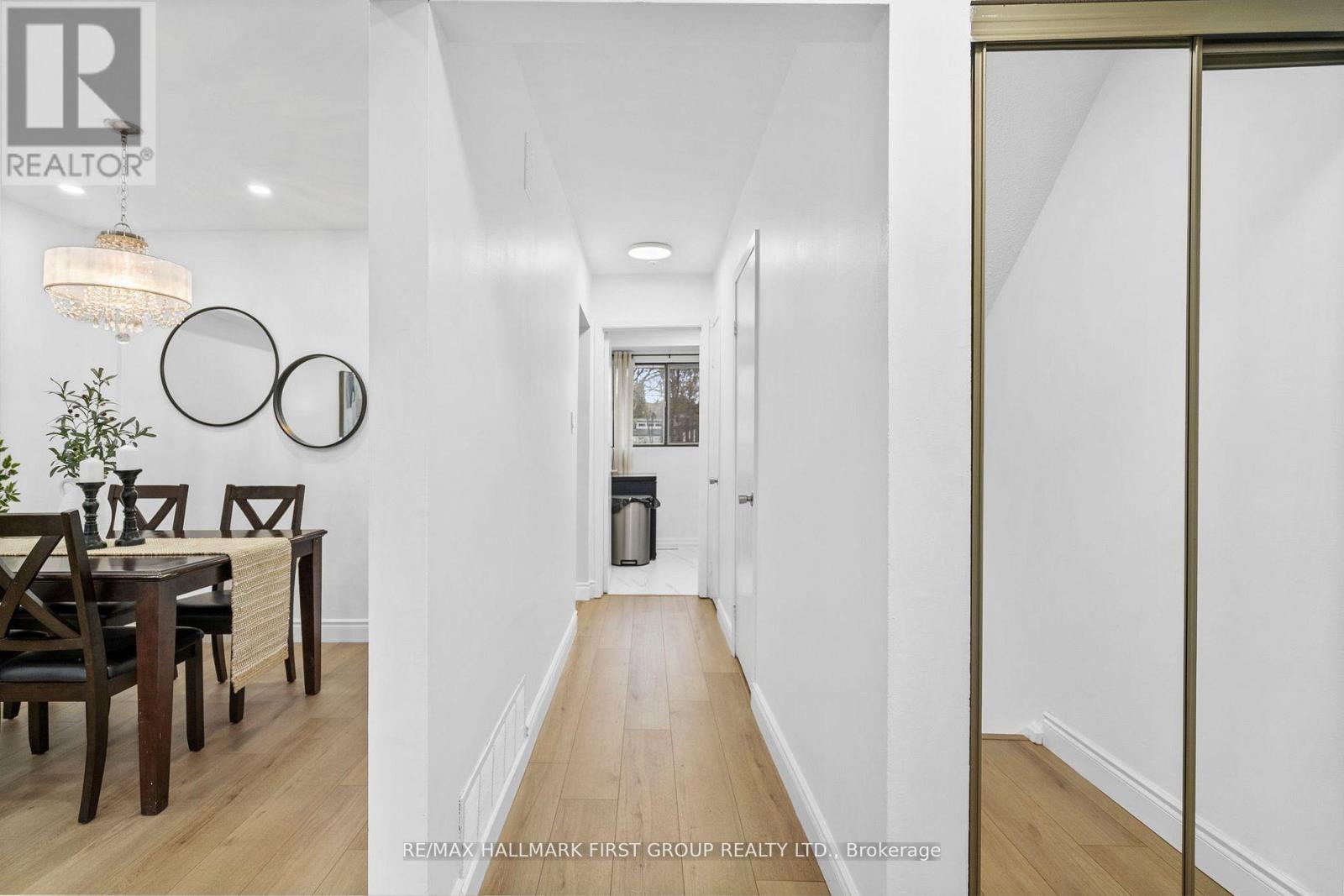 7 - 350 Camelot Court, Oshawa, Ontario  L1G 6P7 - Photo 2 - E12611094