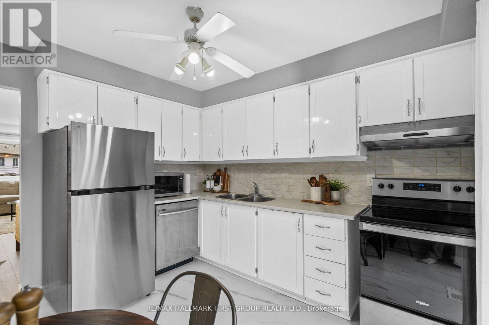 7 - 350 Camelot Court, Oshawa, Ontario  L1G 6P7 - Photo 8 - E12611094