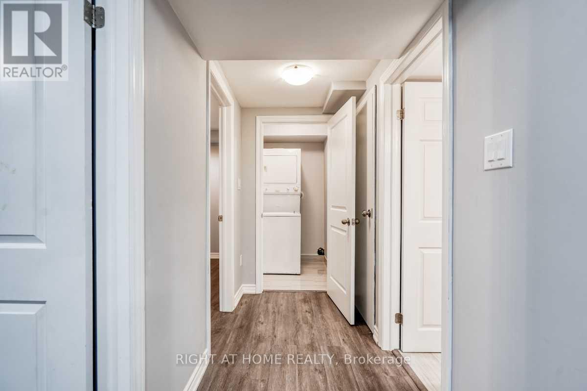 1053 Orenda Street, Pickering, Ontario  L1V 2P8 - Photo 10 - E12611186