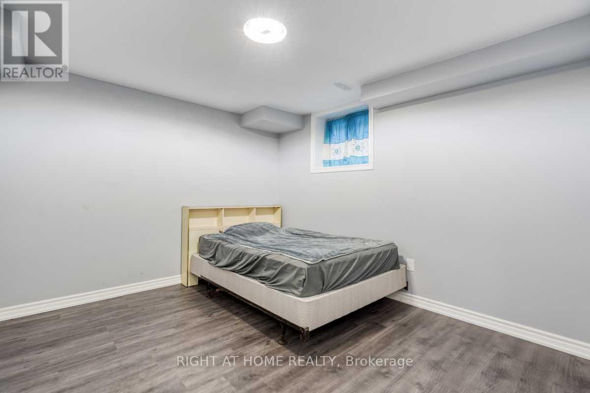 1053 Orenda Street, Pickering, Ontario  L1V 2P8 - Photo 14 - E12611186