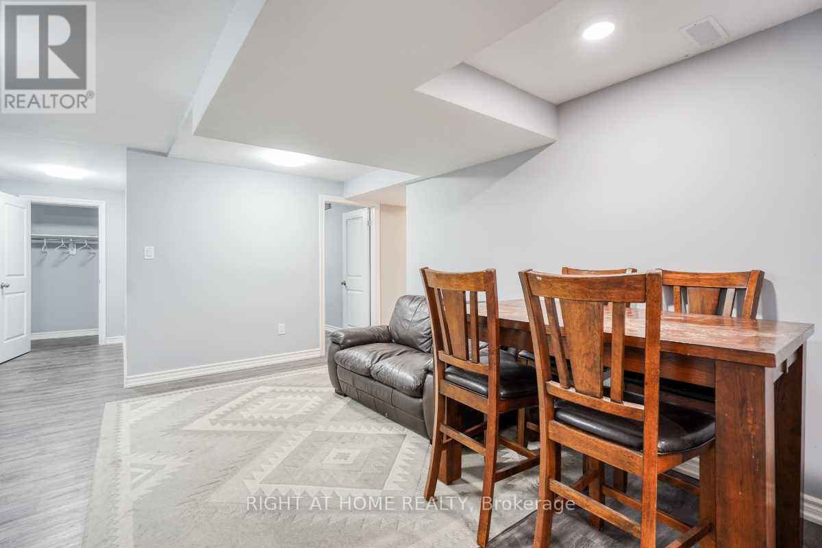 1053 Orenda Street, Pickering, Ontario  L1V 2P8 - Photo 5 - E12611186