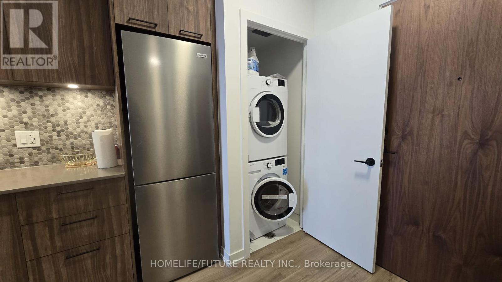 502 - 10 Lagerfeld Drive, Brampton, Ontario  L7A 0H8 - Photo 15 - W12484052