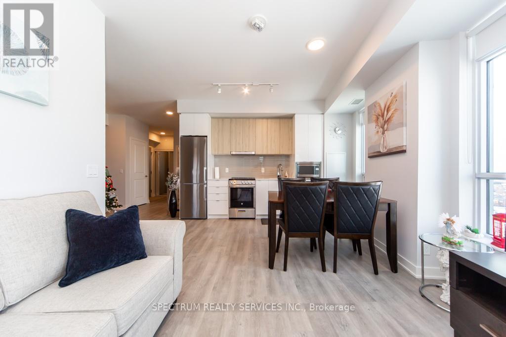 A-1007 - 30 Upper Mall Way, Vaughan, Ontario  L4J 0L7 - Photo 13 - N12611088