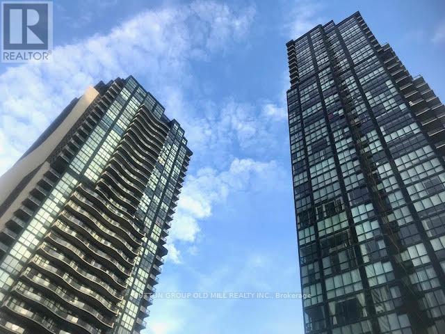 510 - 2900 Highway 7 Road, Vaughan, Ontario  L4K 0G3 - Photo 1 - N12611102