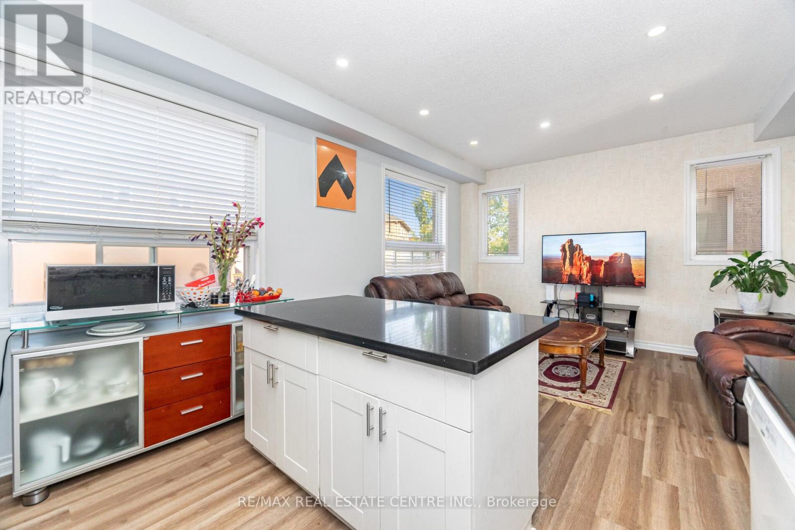 89 - 7155 Magistrate Terrace, Mississauga, Ontario  L5W 1Y8 - Photo 21 - W12395821