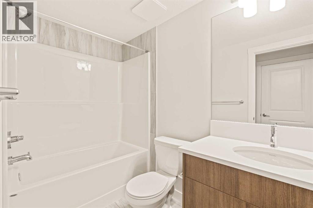 62 Setonvista Grove Se, Calgary, Alberta  T3M 4H8 - Photo 33 - A2271060