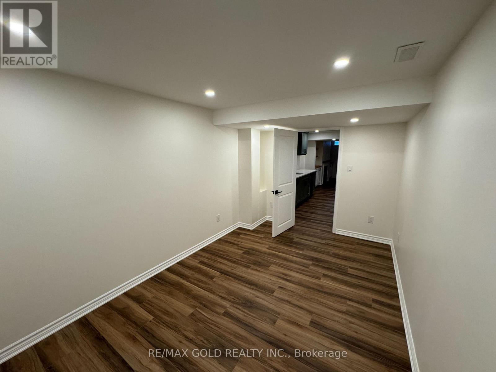 1459 Sycamore Garden, Milton, Ontario  L9E 1P7 - Photo 21 - W12611068