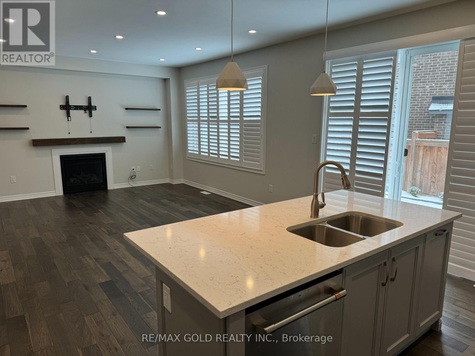 1459 Sycamore Garden, Milton, Ontario  L9E 1P7 - Photo 8 - W12611068