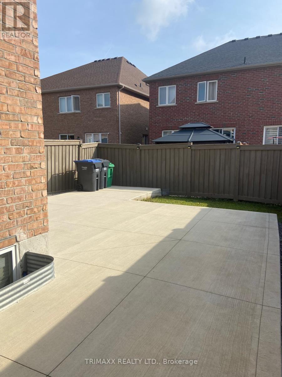 7 Vinewood Road, Caledon, Ontario  L7C 4A9 - Photo 33 - W12611070