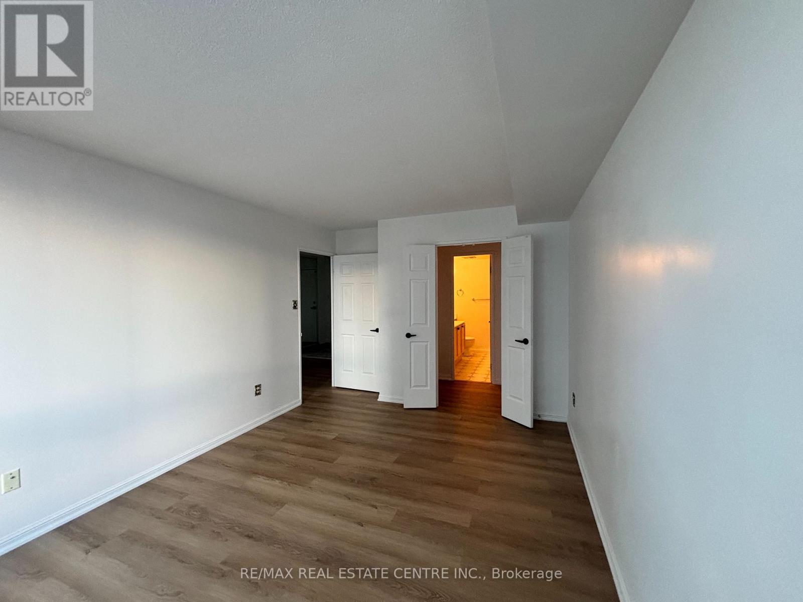 503 - 101 Subway Crescent, Toronto, Ontario  M9B 6K4 - Photo 20 - W12611140