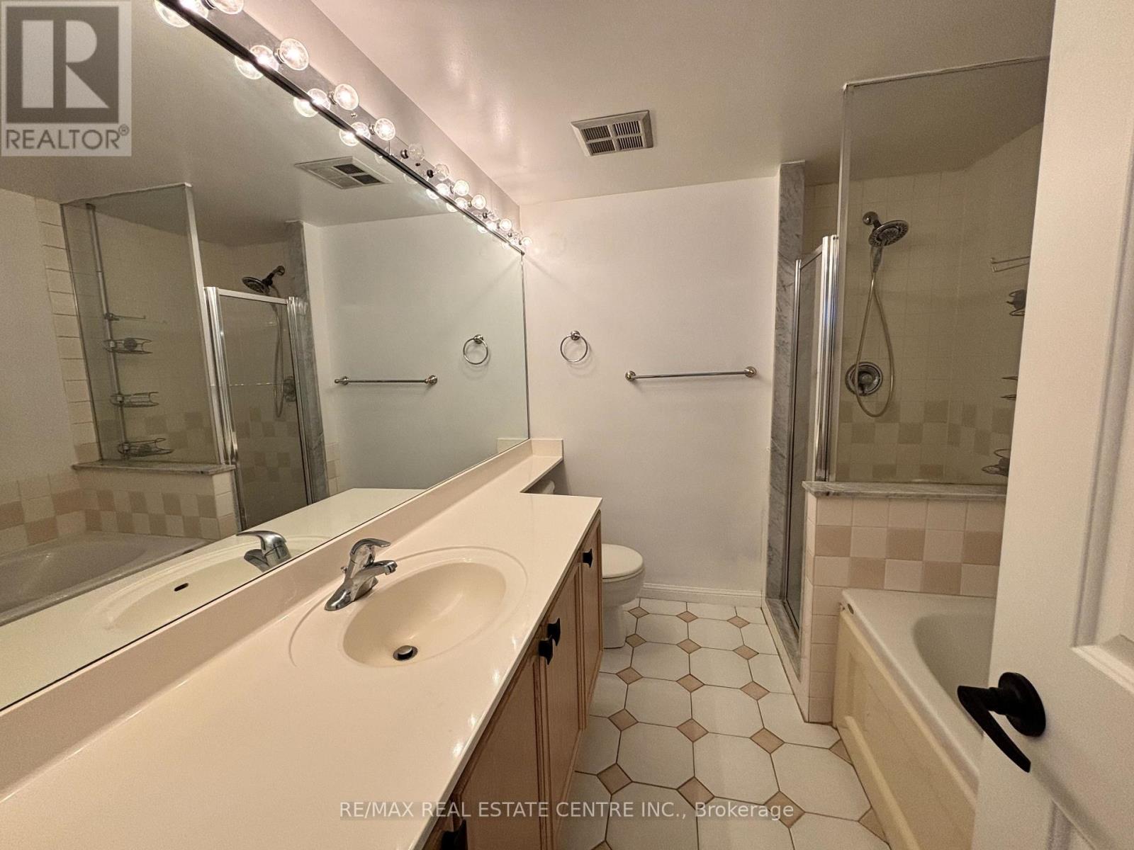 503 - 101 Subway Crescent, Toronto, Ontario  M9B 6K4 - Photo 21 - W12611140