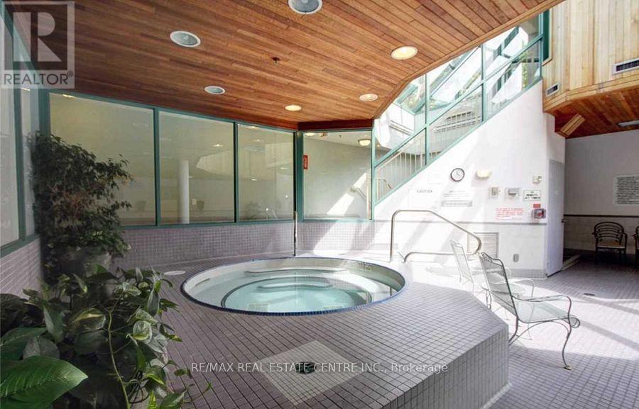 503 - 101 Subway Crescent, Toronto, Ontario  M9B 6K4 - Photo 29 - W12611140