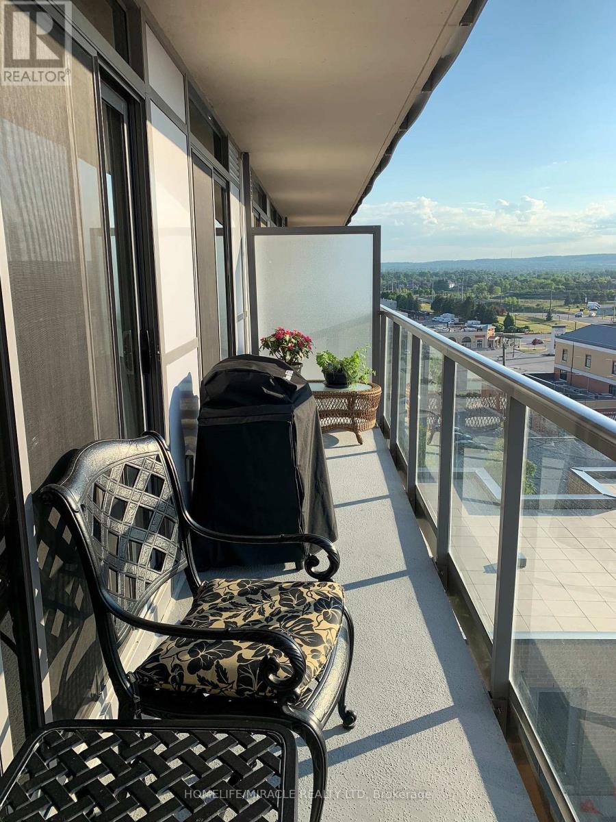 909 - 1940 Ironstone Drive, Burlington, Ontario  L7L 0E4 - Photo 13 - W12611160