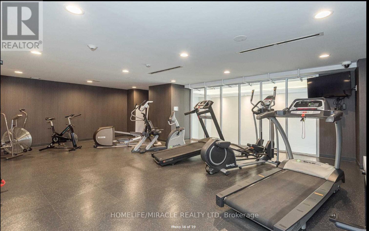 909 - 1940 Ironstone Drive, Burlington, Ontario  L7L 0E4 - Photo 17 - W12611160