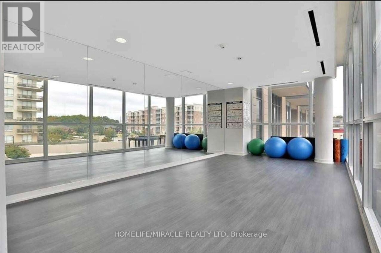 909 - 1940 Ironstone Drive, Burlington, Ontario  L7L 0E4 - Photo 18 - W12611160