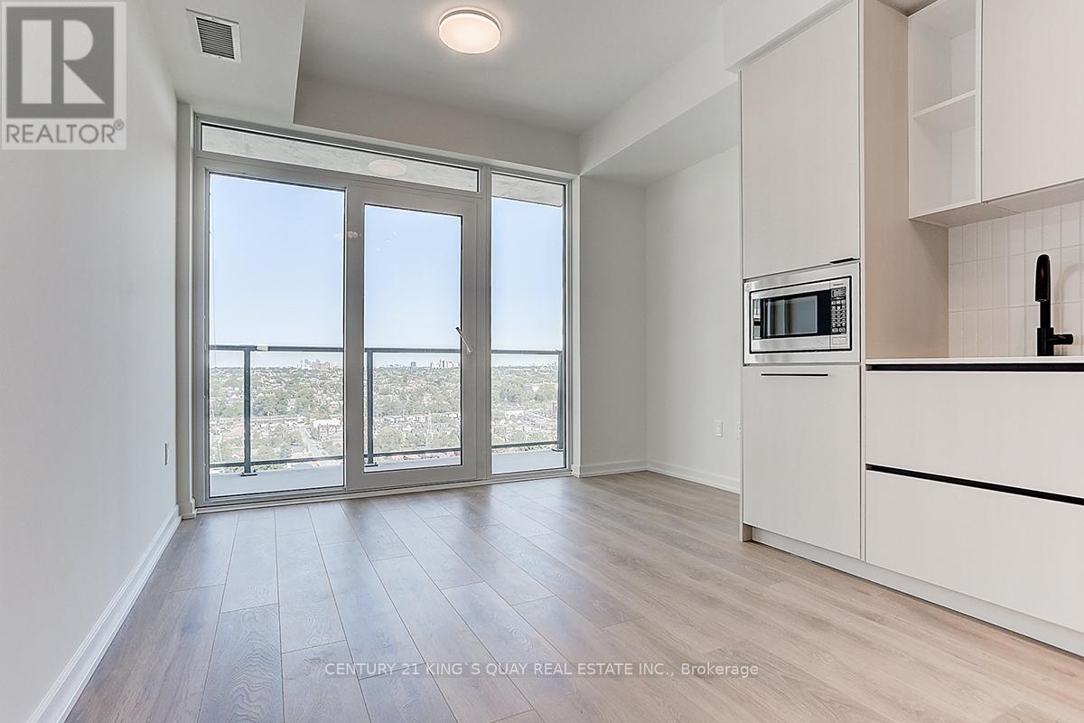 2008 - 10 Graphophone Grove, Toronto, Ontario  M6H 0E5 - Photo 17 - W12611164