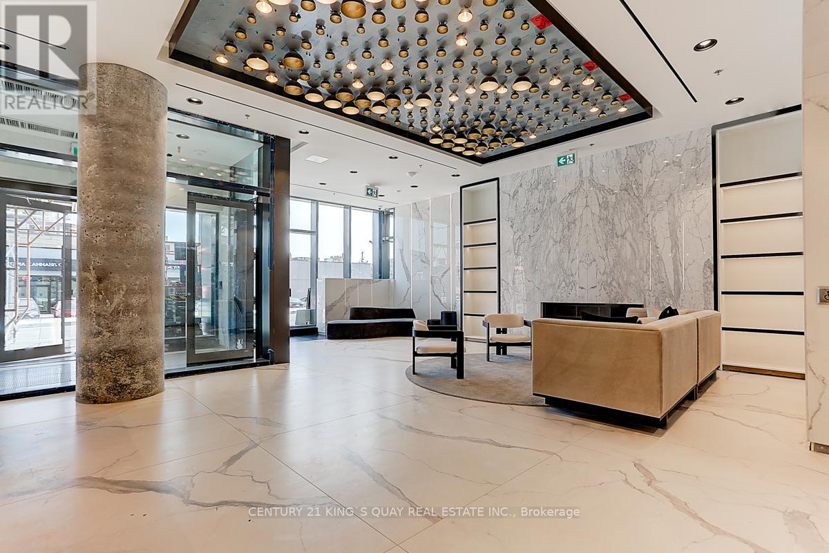 2008 - 10 Graphophone Grove, Toronto, Ontario  M6H 0E5 - Photo 4 - W12611164