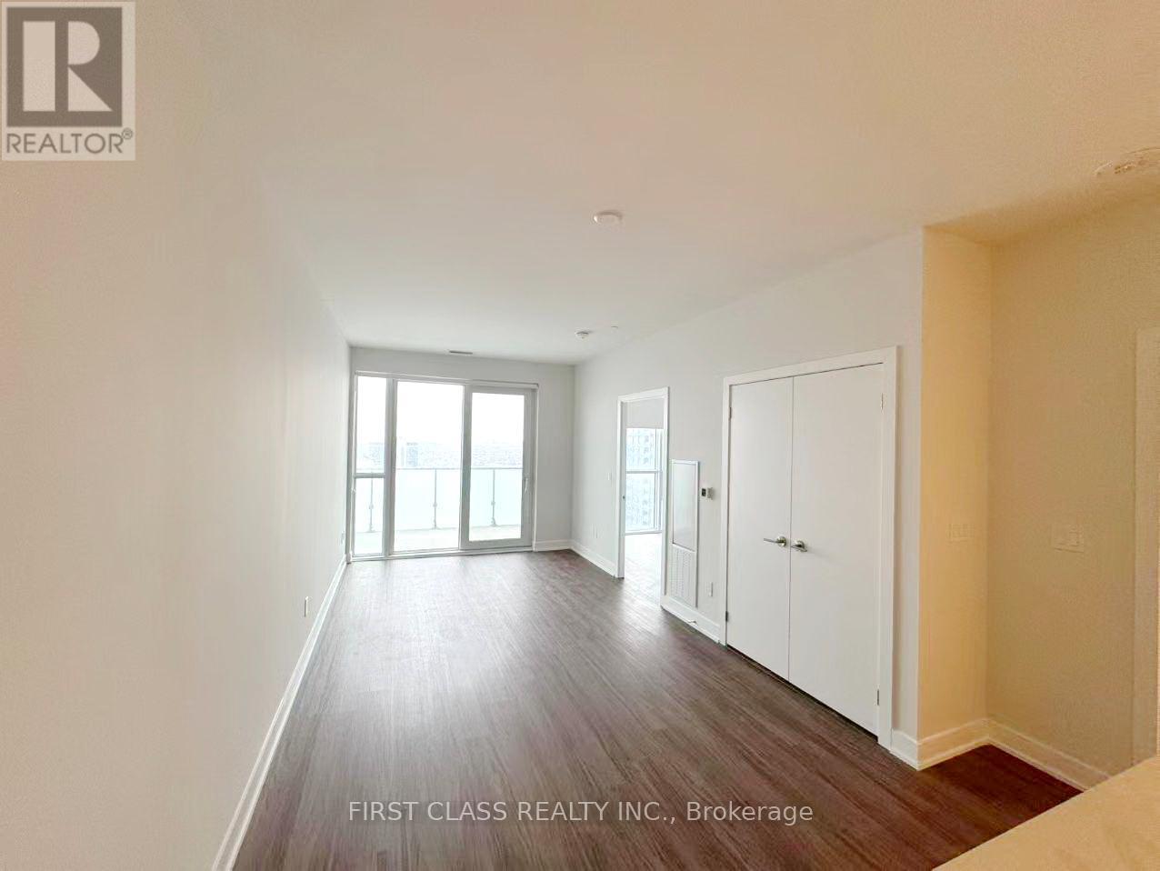 2510 - 430 Square One Drive, Mississauga, Ontario  L5B 0L6 - Photo 13 - W12611166