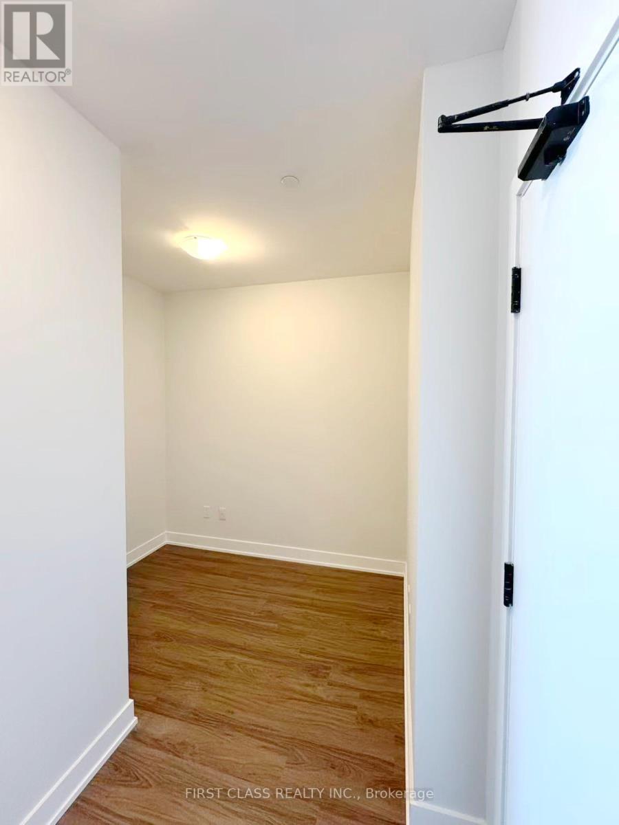 2510 - 430 Square One Drive, Mississauga, Ontario  L5B 0L6 - Photo 25 - W12611166