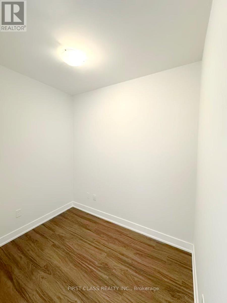 2510 - 430 Square One Drive, Mississauga, Ontario  L5B 0L6 - Photo 26 - W12611166