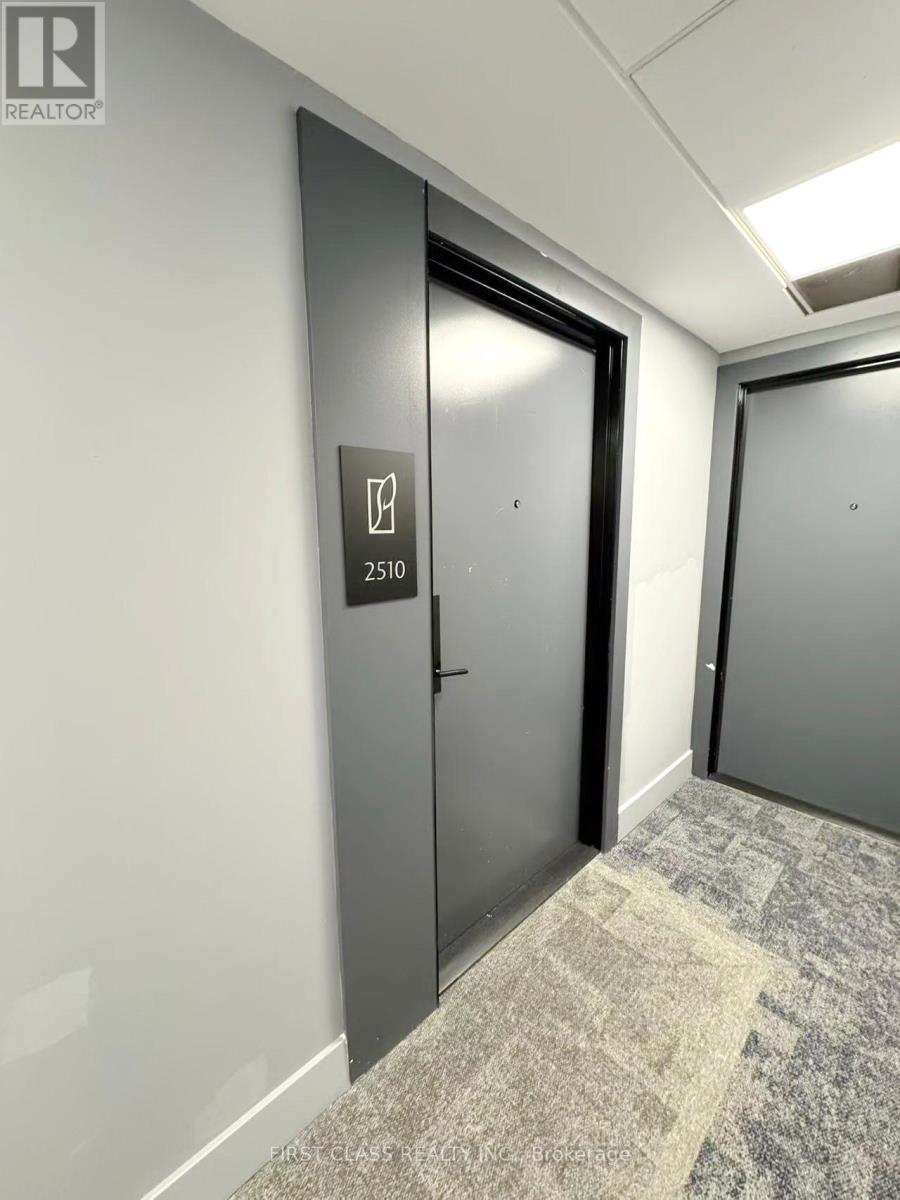 2510 - 430 Square One Drive, Mississauga, Ontario  L5B 0L6 - Photo 5 - W12611166