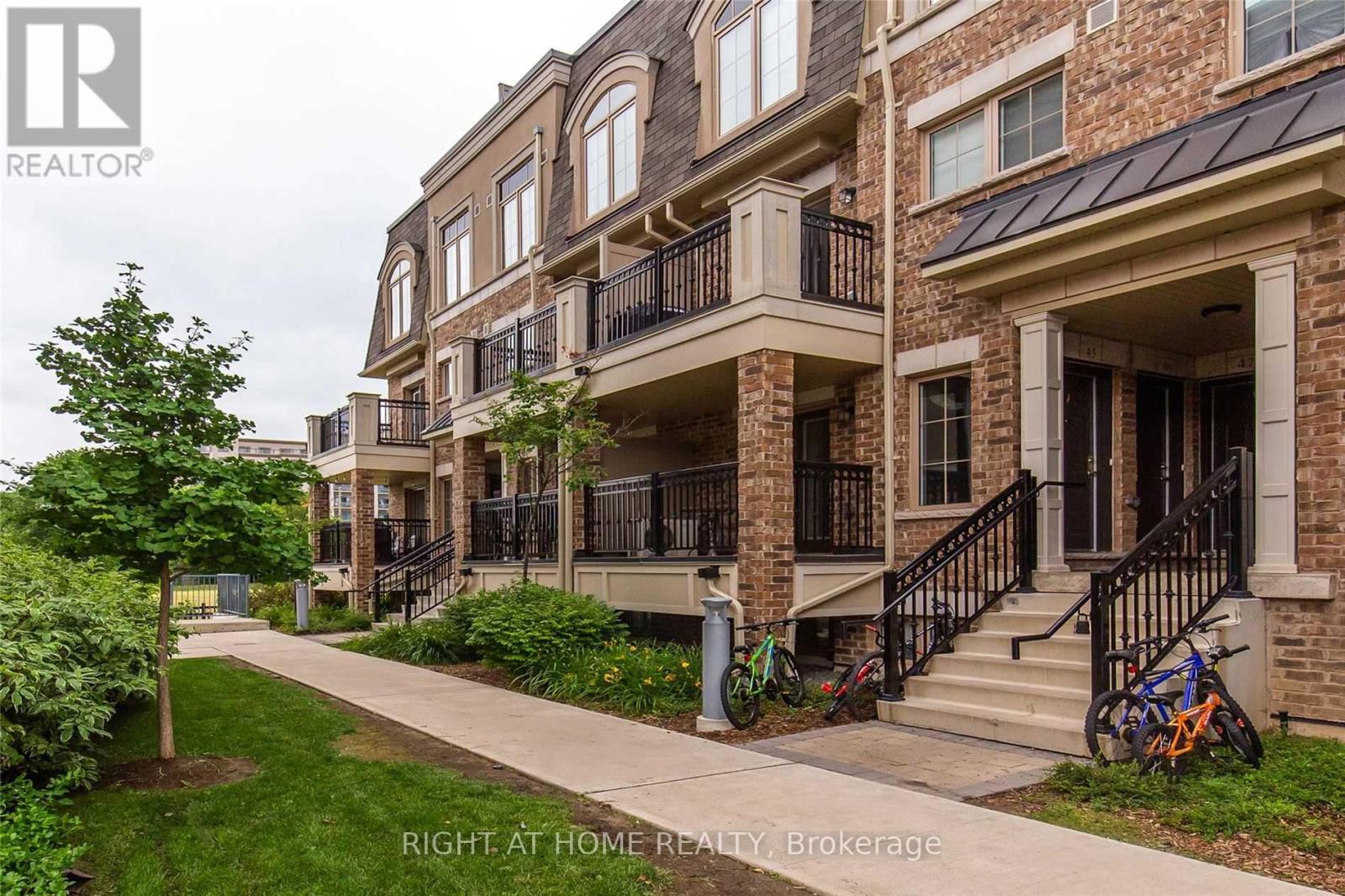 48 - 2441 GREENWICH DRIVE, Oakville, Ontario