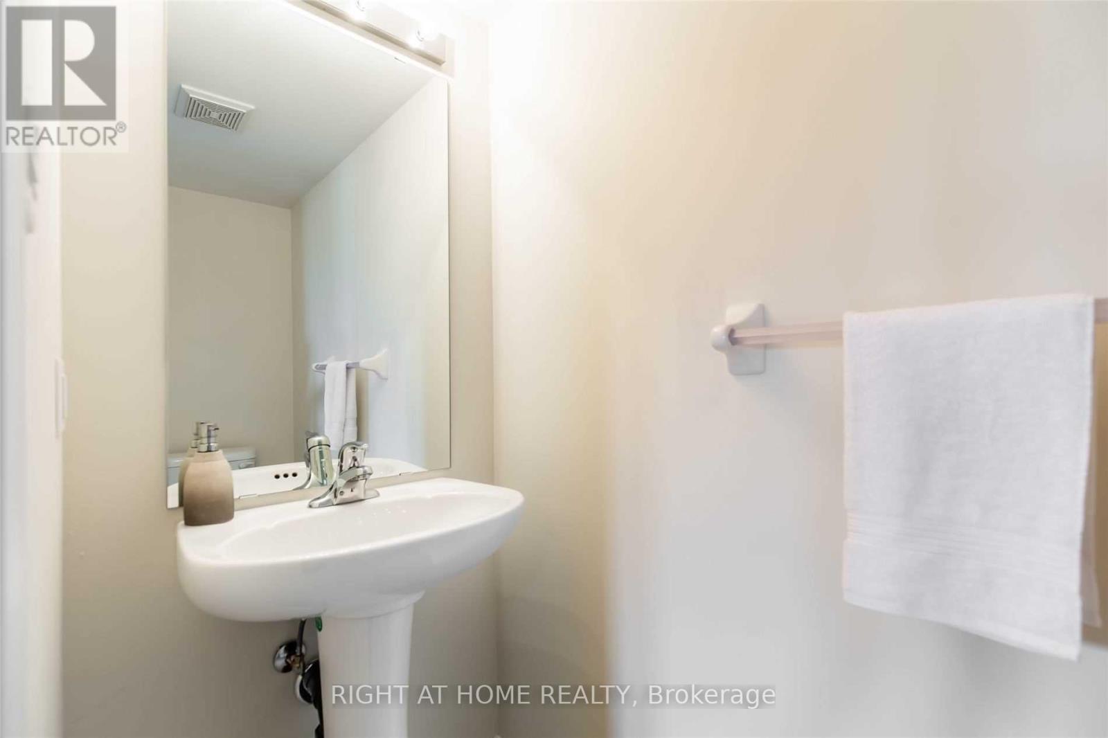 48 - 2441 Greenwich Drive, Oakville, Ontario  L6M 0S3 - Photo 10 - W12611190