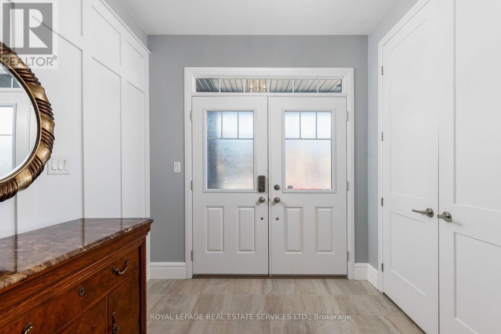 4037 Stadelbauer Drive, Lincoln, Ontario  L3J 0S5 - Photo 5 - X12611082