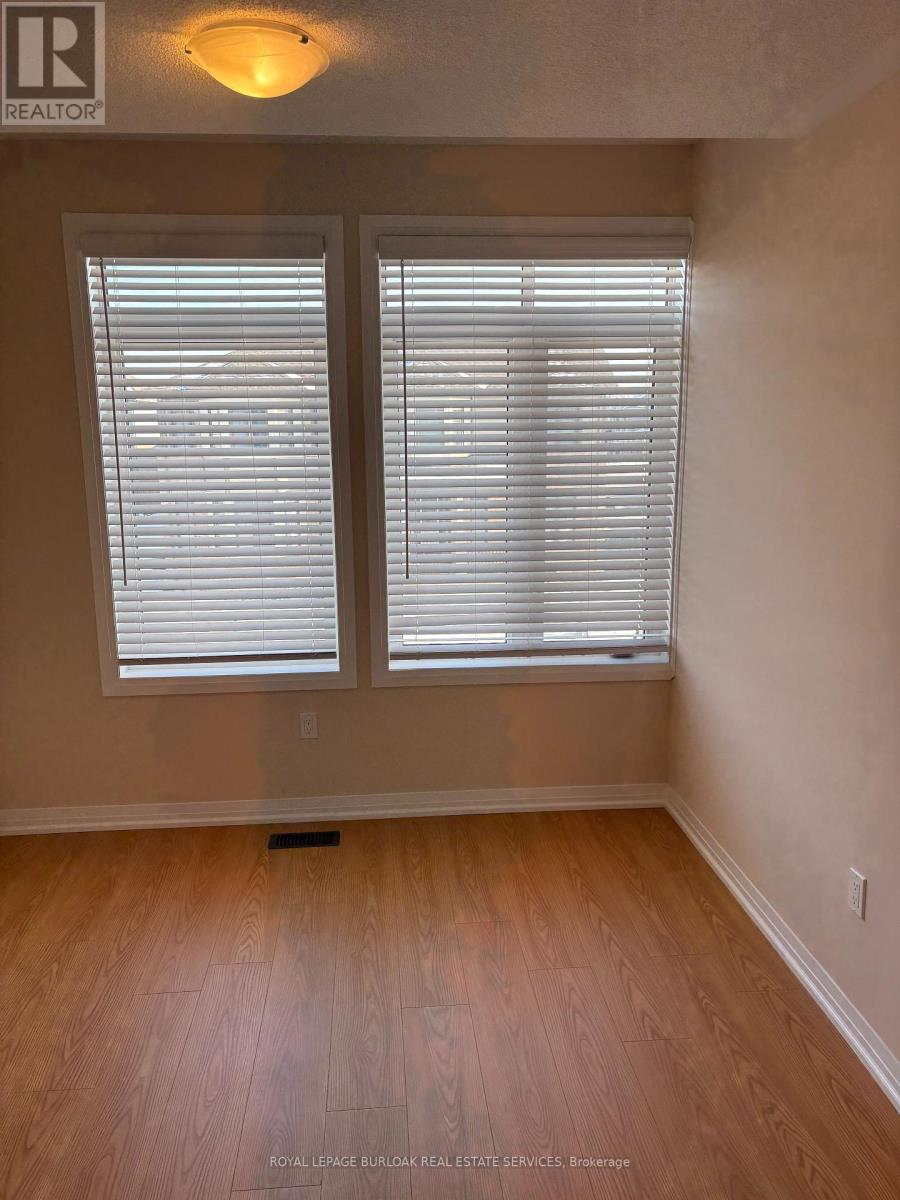 70 Freedom Crescent, Hamilton, Ontario  L0R 1W0 - Photo 23 - X12611124