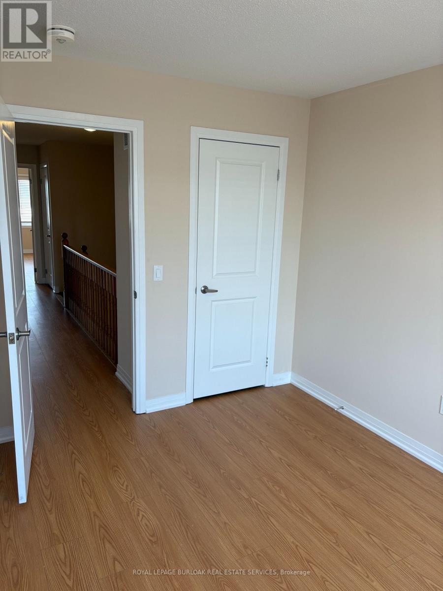 70 Freedom Crescent, Hamilton, Ontario  L0R 1W0 - Photo 24 - X12611124