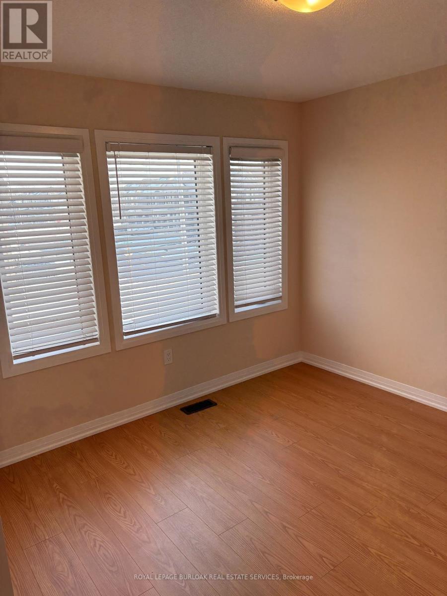 70 Freedom Crescent, Hamilton, Ontario  L0R 1W0 - Photo 25 - X12611124