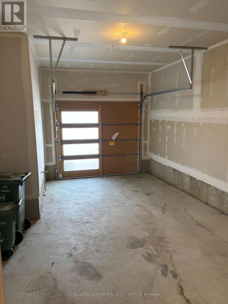 70 Freedom Crescent, Hamilton, Ontario  L0R 1W0 - Photo 31 - X12611124