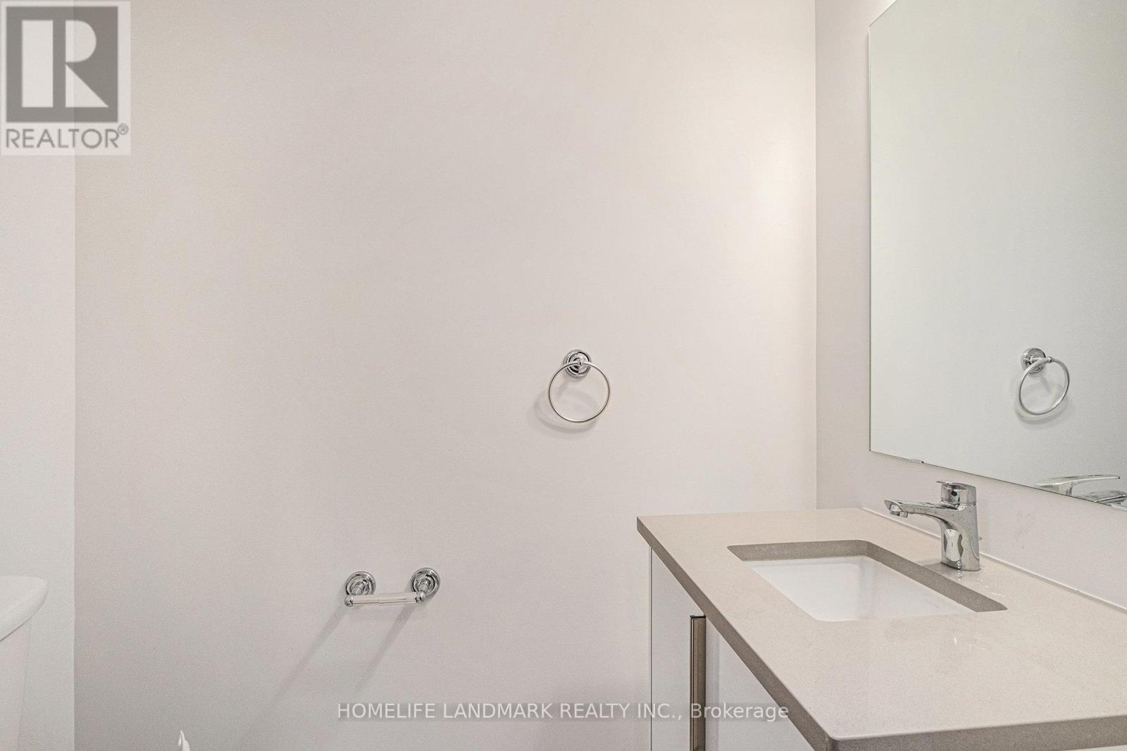 308 Foliage Private, Ottawa, Ontario  K2H 0C5 - Photo 5 - X12611162