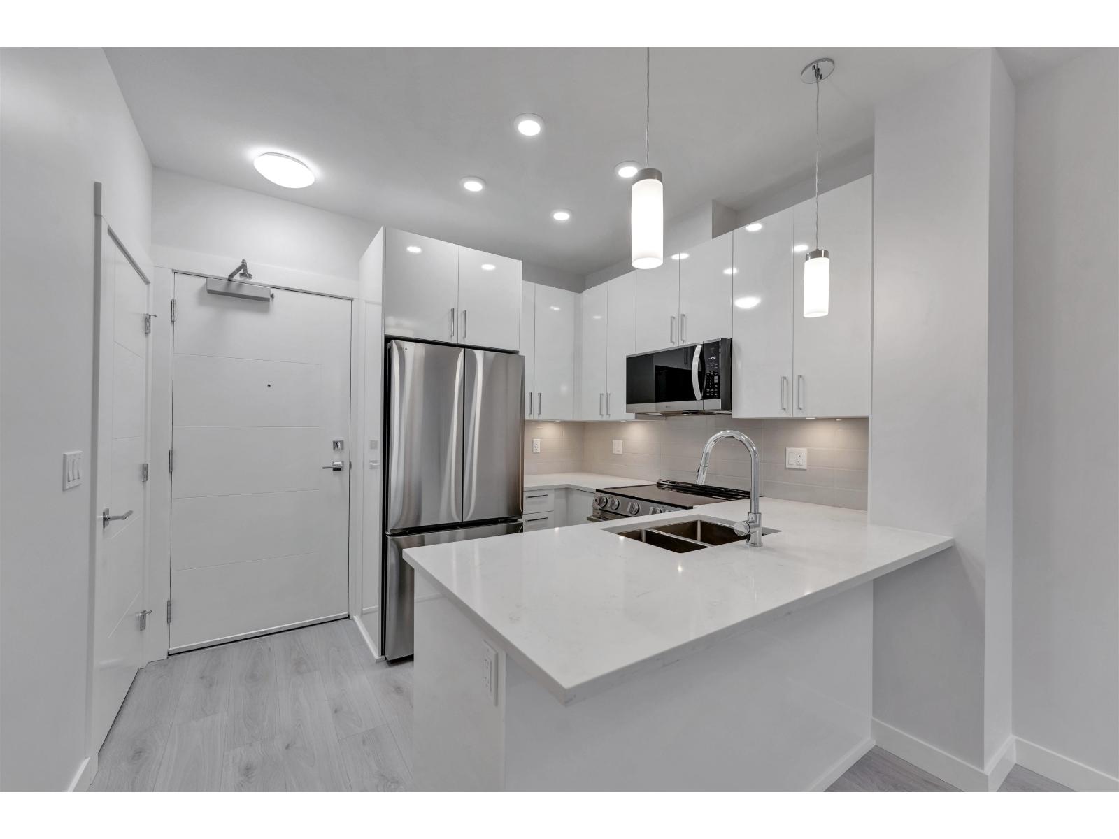 401 33886 Pine Street, Abbotsford, British Columbia V0V 0V0 - Photo 6 - R3071843