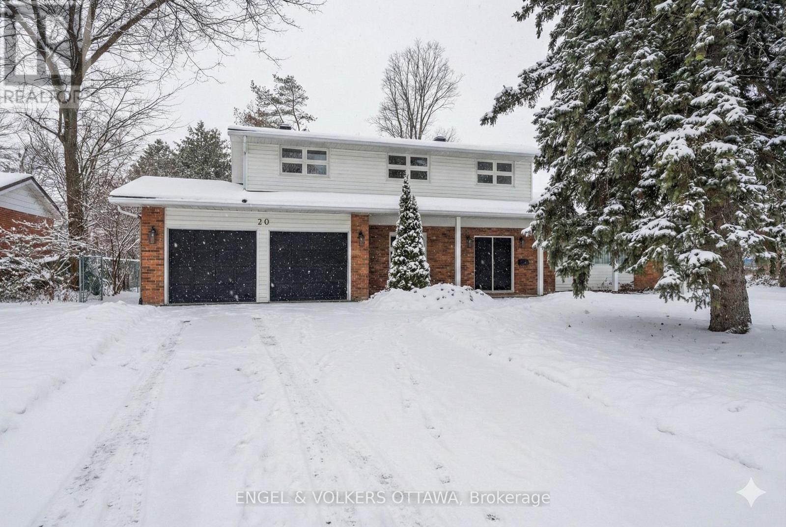 B - 20 Mohawk Crescent, Ottawa, Ontario  K2H 7G6 - Photo 2 - X12611214