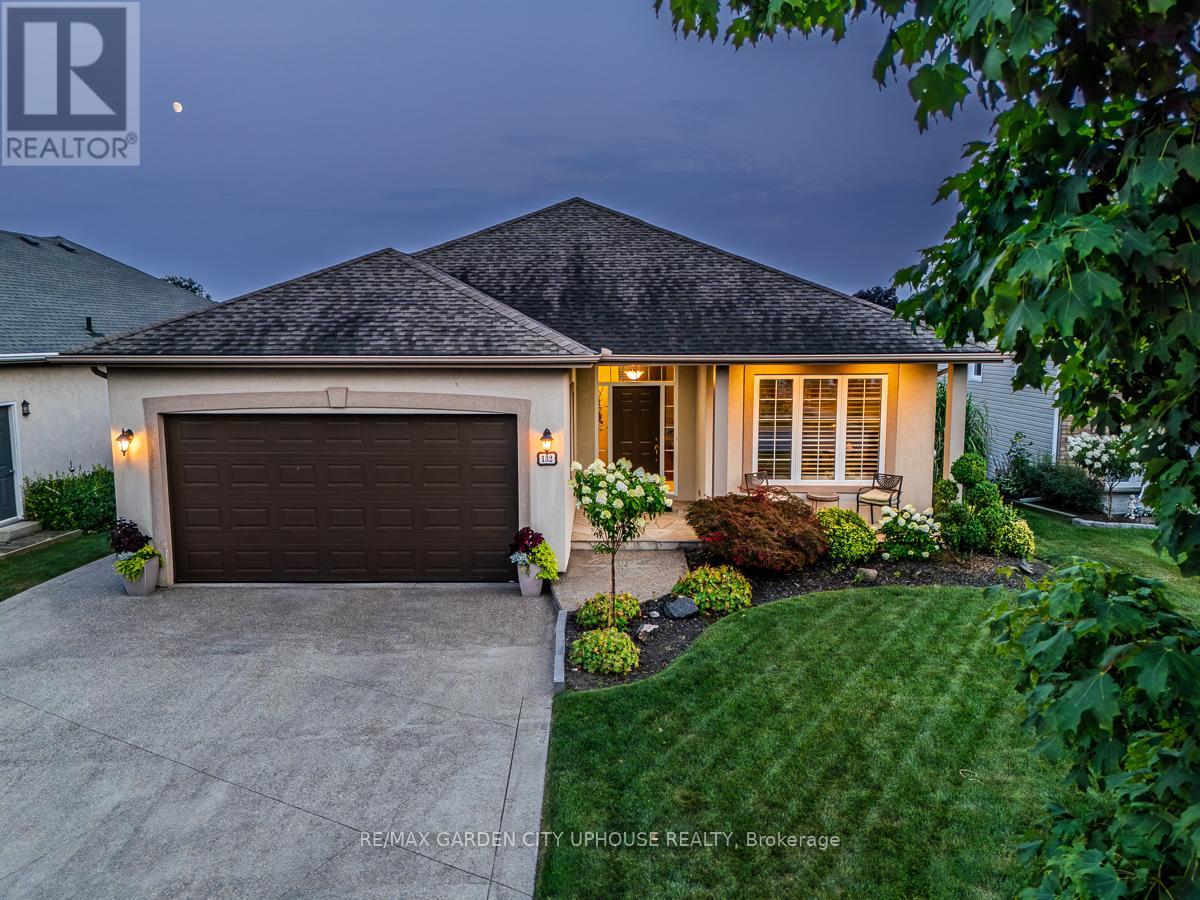 132 Loretta Drive, Niagara-On-The-Lake, Ontario  L0S 1T0 - Photo 2 - X12611266