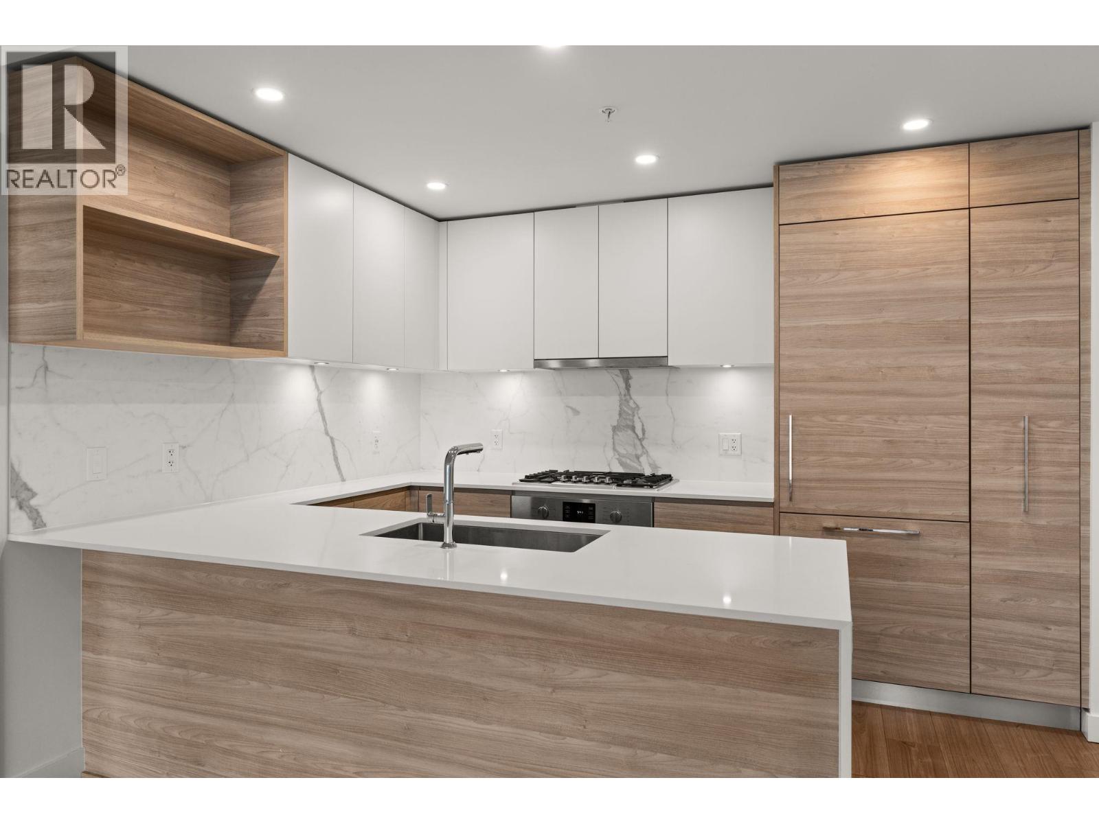 1904 585 Austin Avenue, Coquitlam, British Columbia  V3K 0G6 - Photo 11 - R3072825