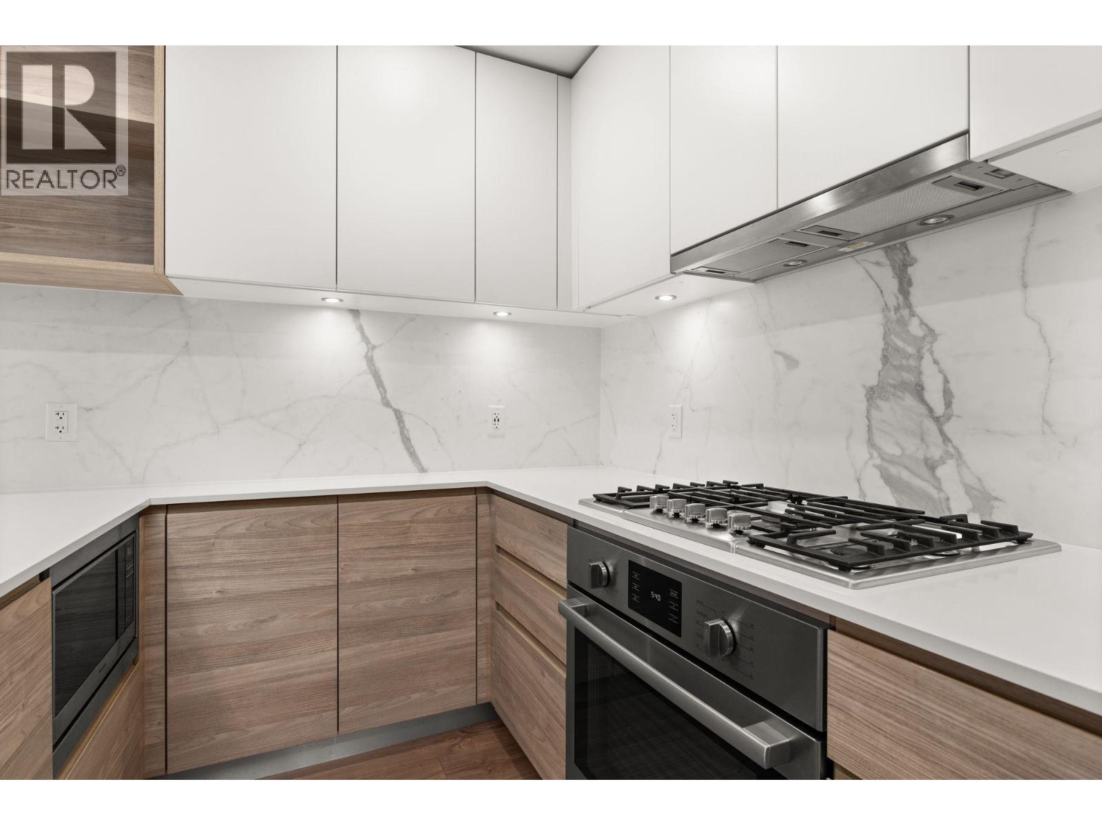 1904 585 Austin Avenue, Coquitlam, British Columbia  V3K 0G6 - Photo 13 - R3072825