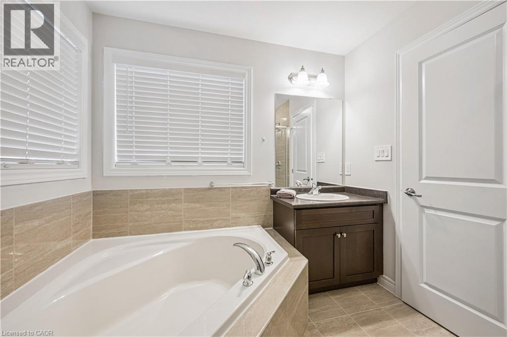 7 Forest Creek Drive, Kitchener, Ontario  N2R 0B2 - Photo 25 - 40792936