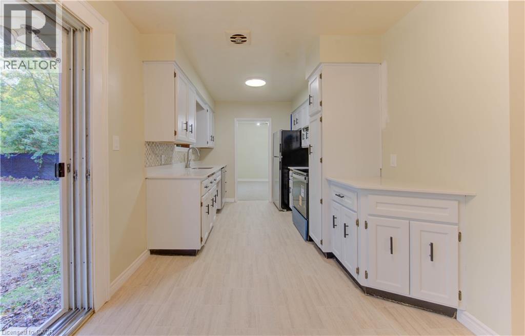 88 Ellis Crescent S, Waterloo, Ontario N2J 2B8 - Photo 12 - 40781001