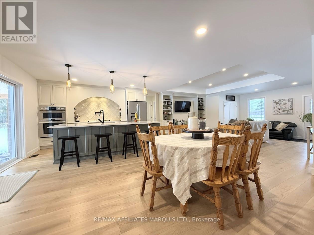 17026 Myers Road, South Stormont, Ontario K0C 2A0 - Photo 13 - X12463510