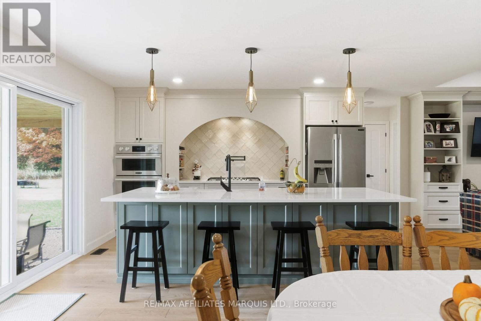 17026 Myers Road, South Stormont, Ontario K0C 2A0 - Photo 6 - X12463510