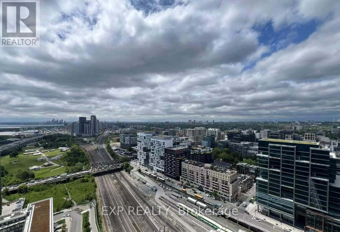 3712 - 21 Iceboat Terrace, Toronto, Ontario M5V 4A9 - Photo 9 - C12604578