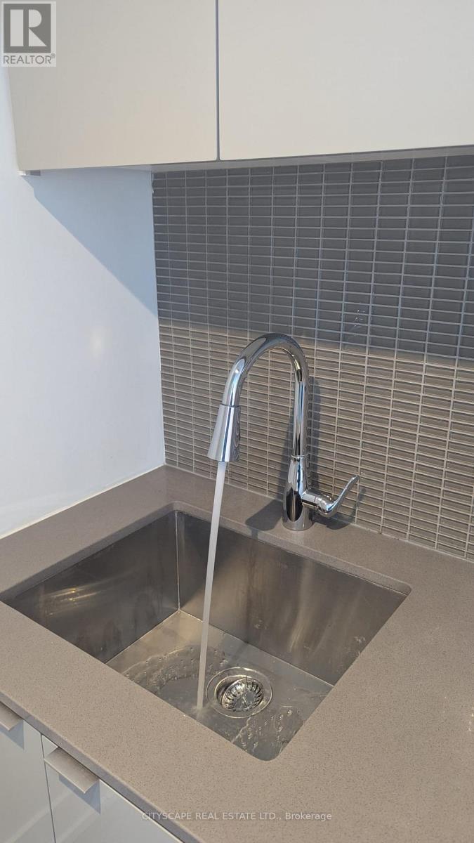 4105 - 7 Grenville Street, Toronto, Ontario  M4Y 1A1 - Photo 12 - C12610910