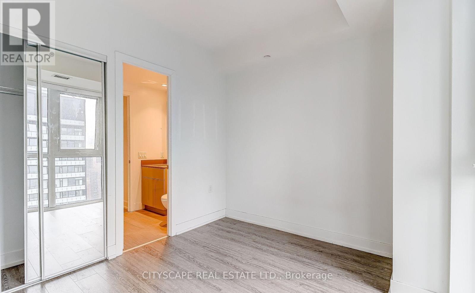 4105 - 7 Grenville Street, Toronto, Ontario  M4Y 1A1 - Photo 25 - C12610910