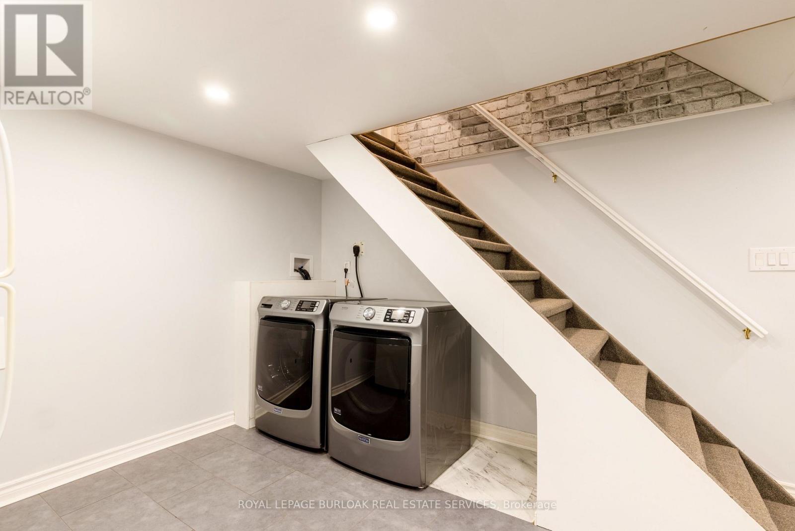 40 Kerman Avenue, Grimsby, Ontario  L3M 3W5 - Photo 23 - X12522802